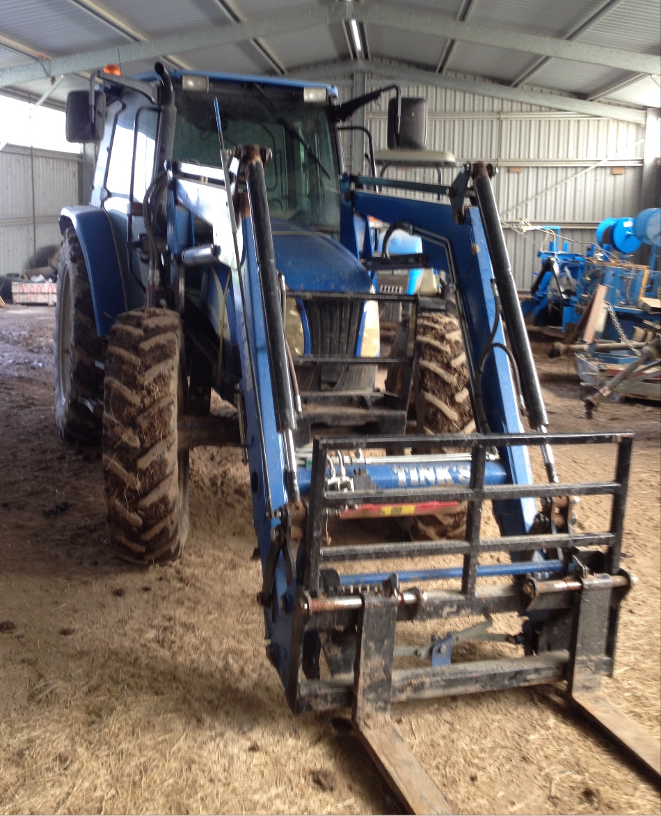 New Holland TL100A Tractor with Loader For Sale Machinery